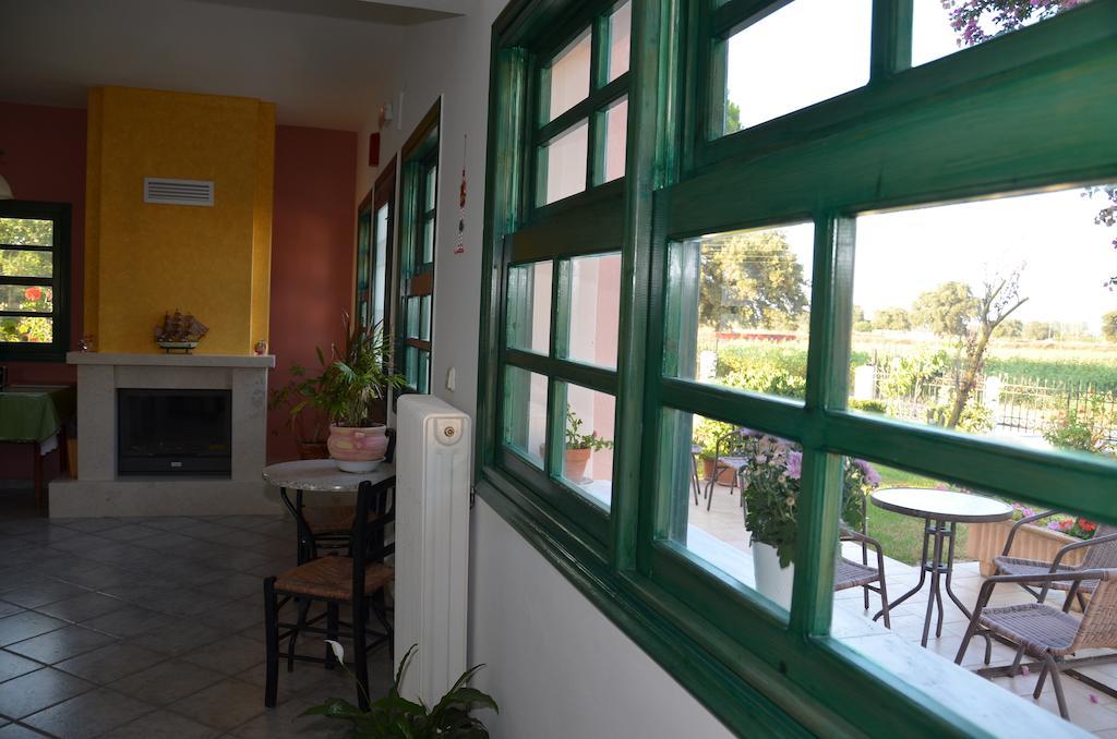 Rena'S House Hotel Kalogria  Exterior photo
